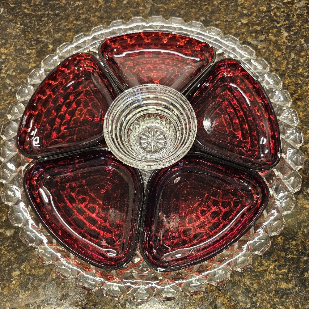 Vintage Anchor Hocking 7-pce Relish Dish